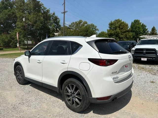 Used 2018 White Mazda Touring image 10