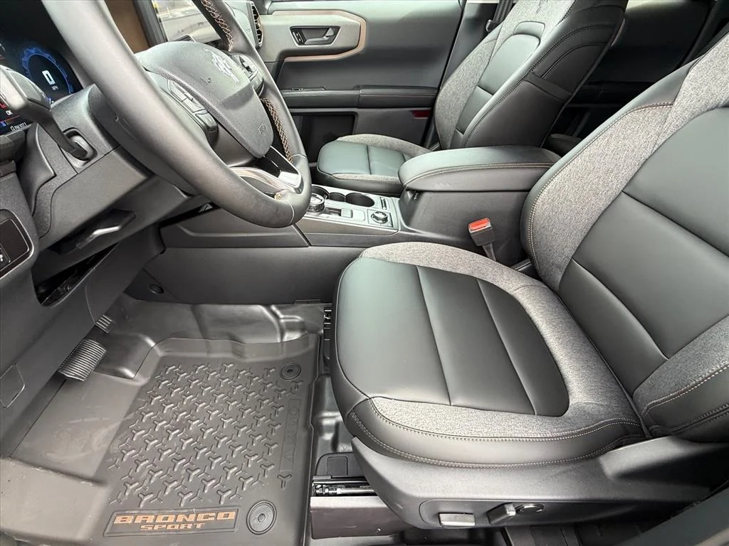 New 2026 Carbonized Gray Metallic Ford Badlands® image 8