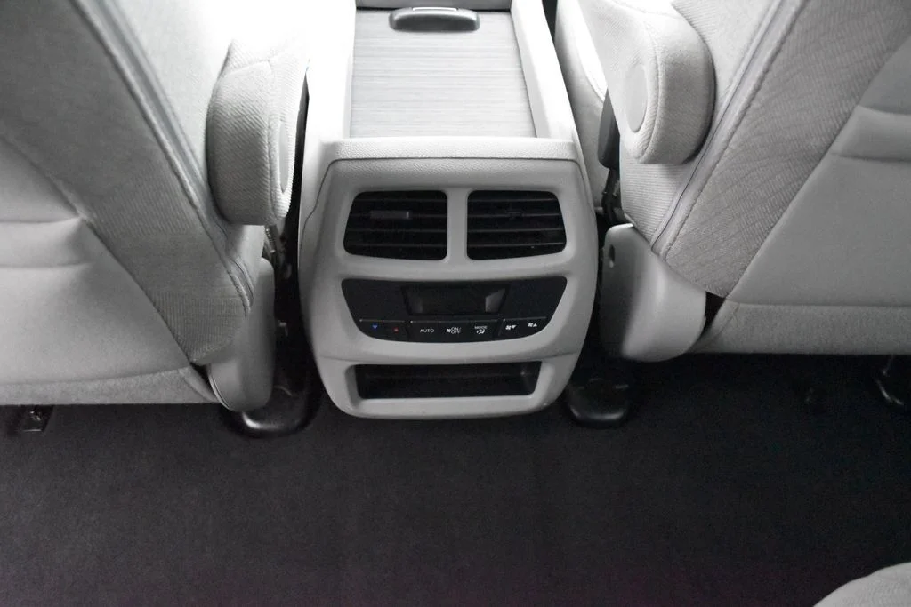 Used 2017 Silver Honda EX image 24