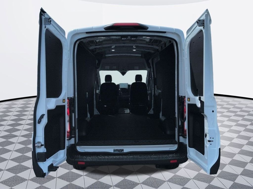 New 2026 Oxford White Ford Cargo Van image 64