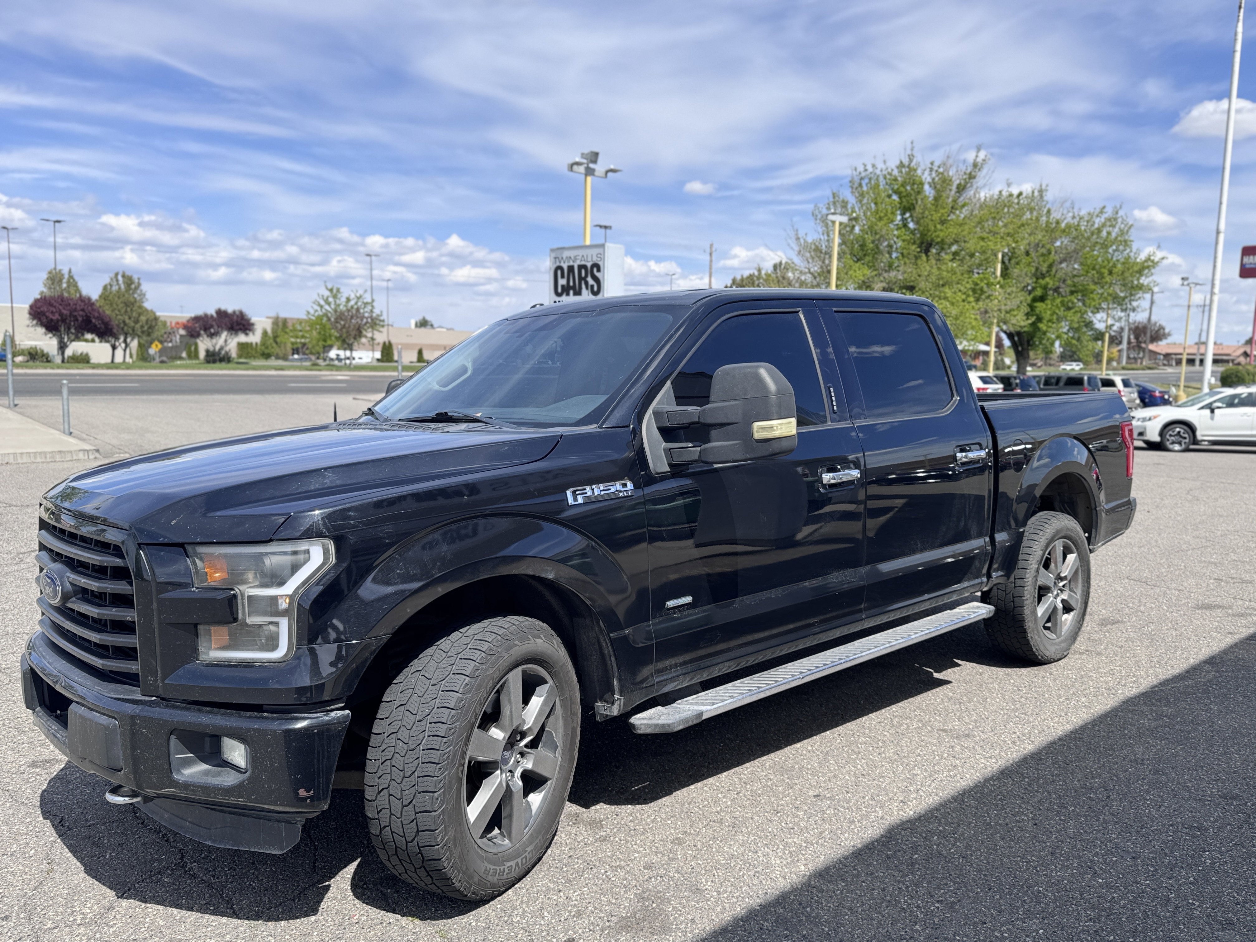 Used 2016 Black Ford XLT image 4