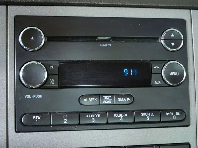 Used 2016 Brown Ford XLT image 31