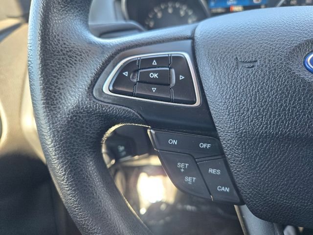 Used 2016 White Ford SE image 19