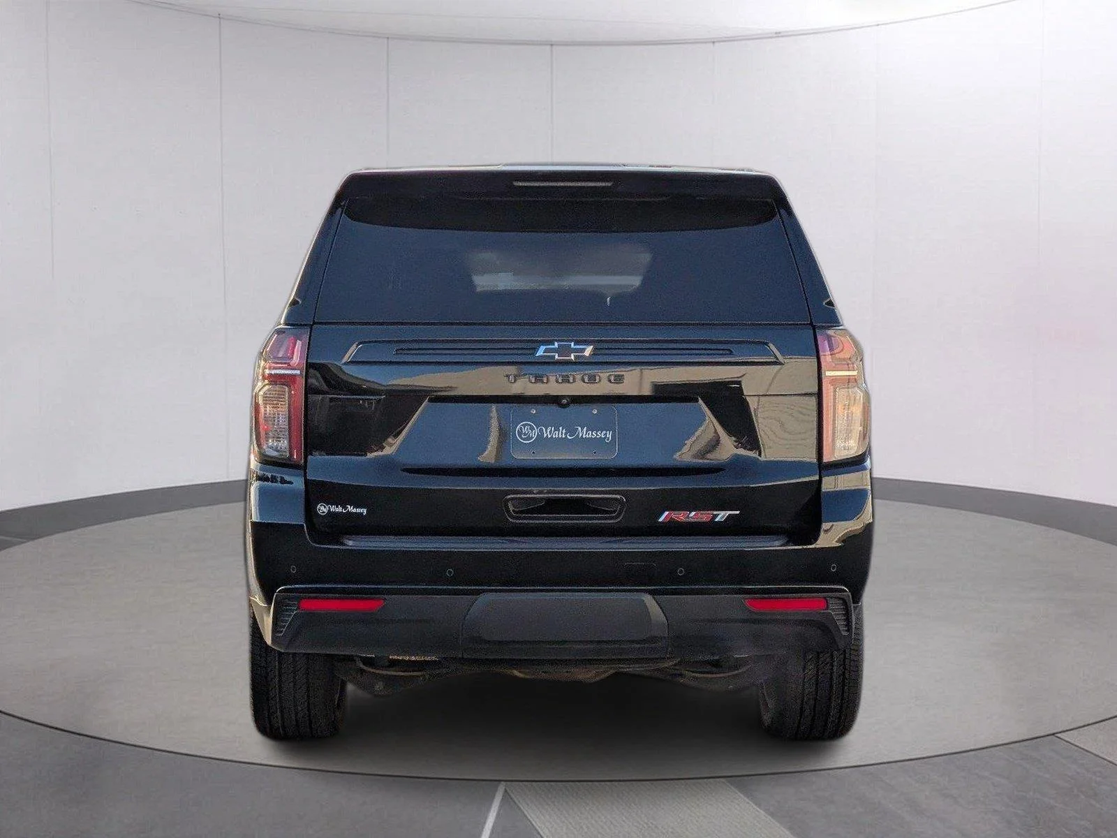 Used 2023 BLACK Chevrolet RST image 4
