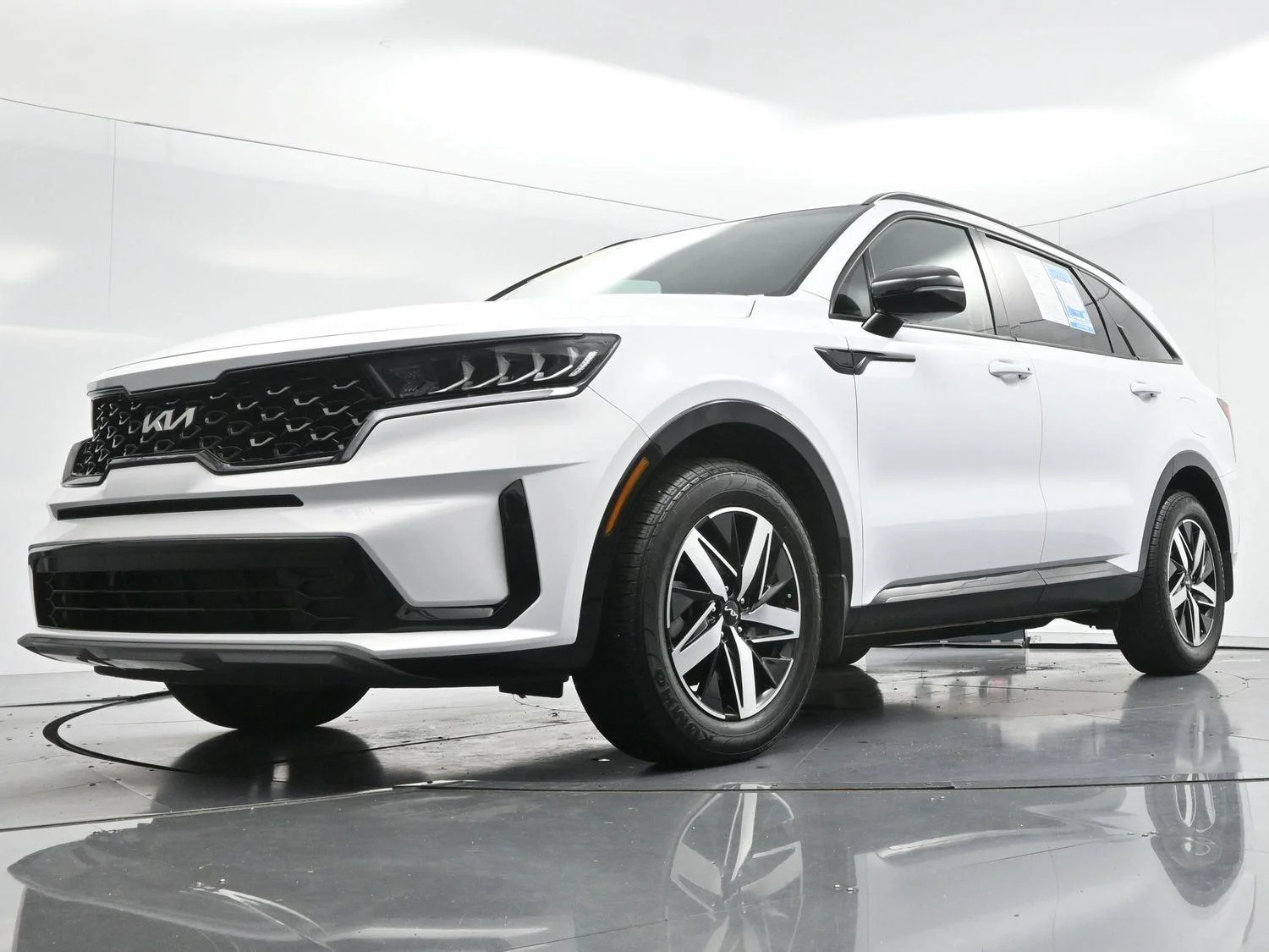 Used 2022 Glacial White Pearl Kia S image 52