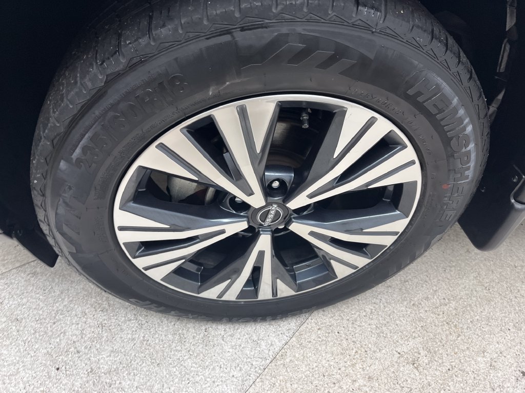 Used 2022 Silver Nissan SV image 9