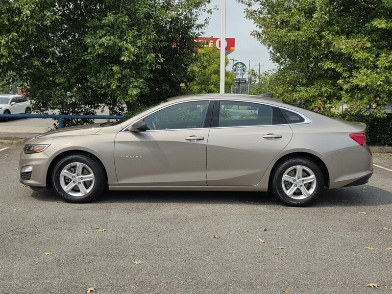 Used 2022 Mineral Gray Metallic CHEVROLET LS image 2