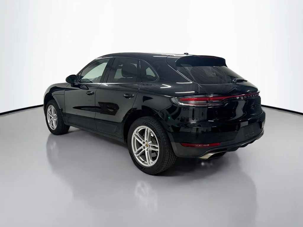 Certified Used 2020 Black Porsche  image 3