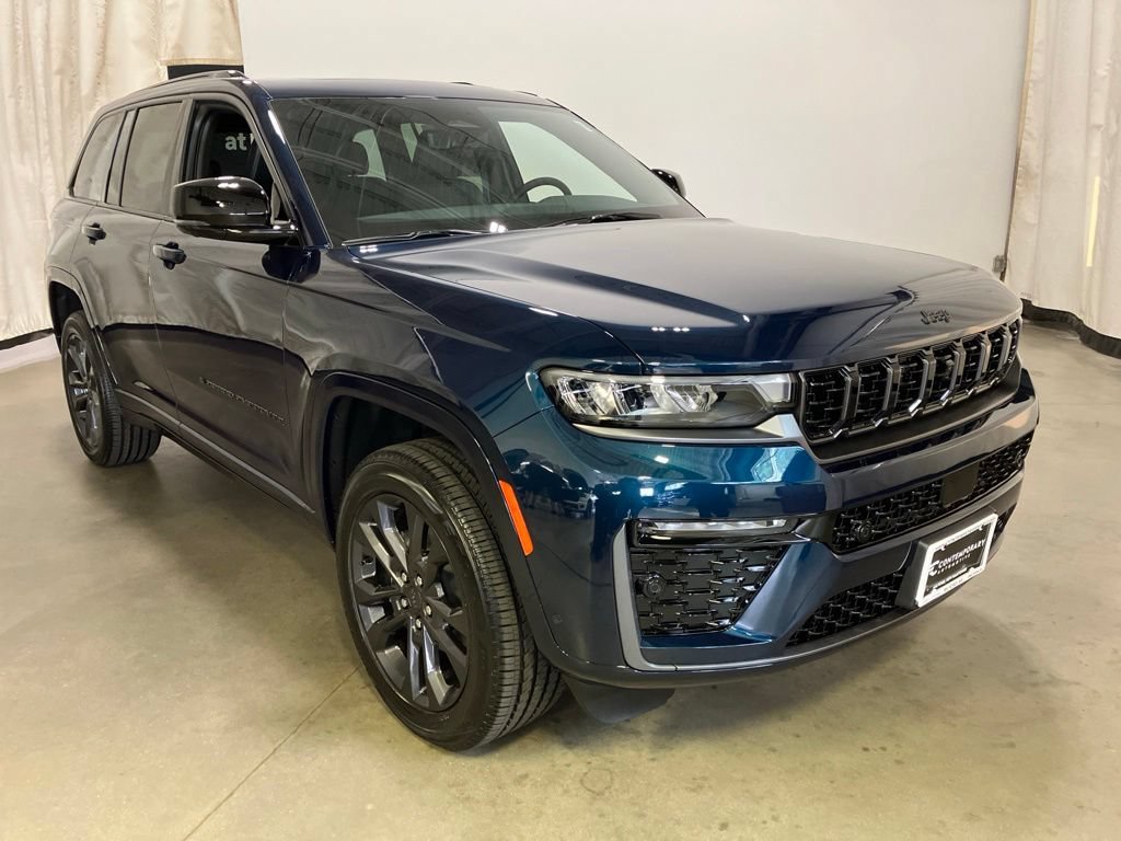 New 2026 Fathom Blue Pearl-Coat Exterior Paint Jeep Limited Reserve image 1