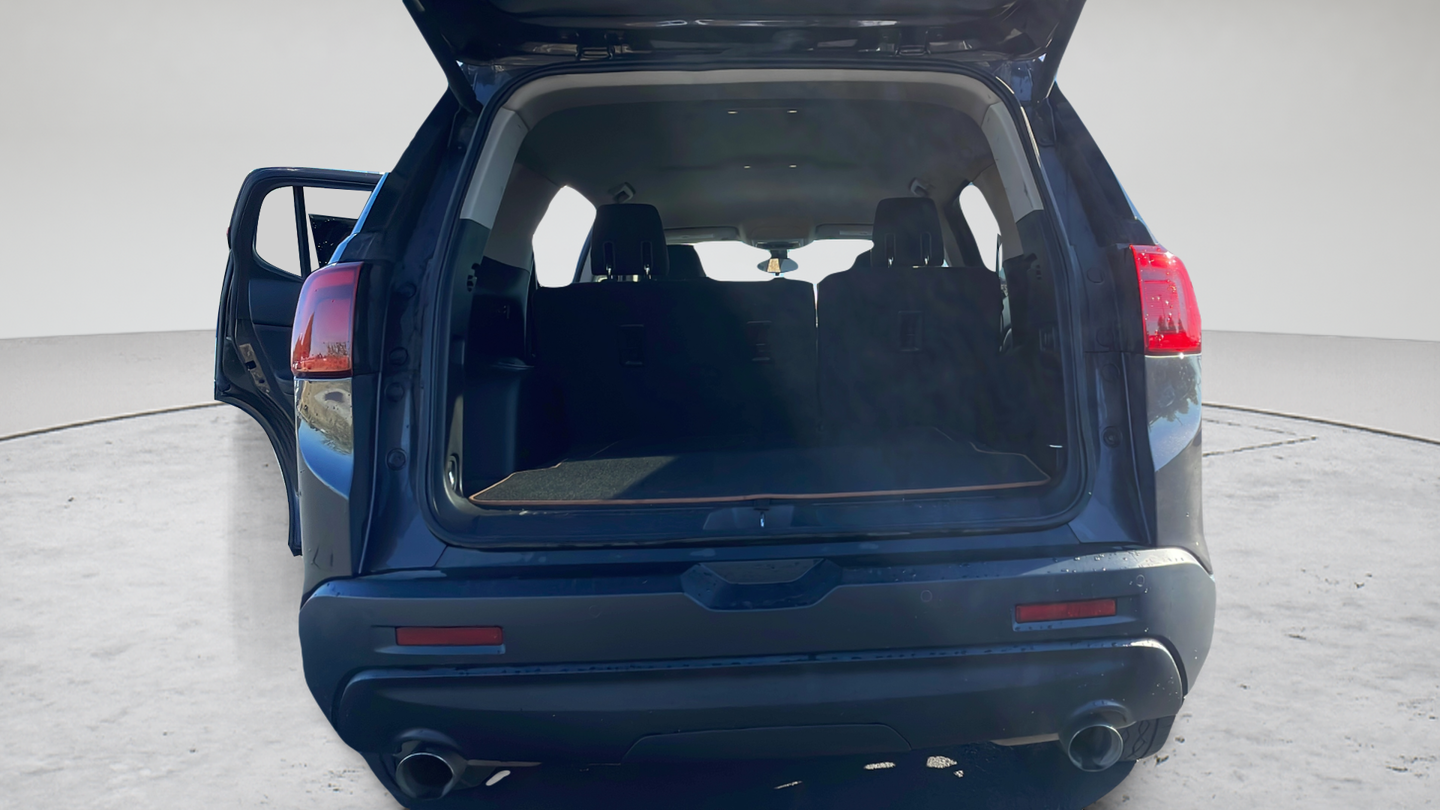 Used 2017 Gray GMC SLE-2 image 12