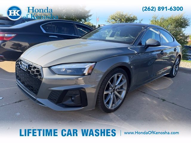 Used 2025  Audi 45 S line Premium image 1