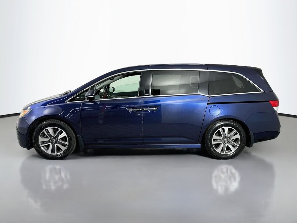 Used 2014 Obsidian Blue Pearl Honda Touring image 5