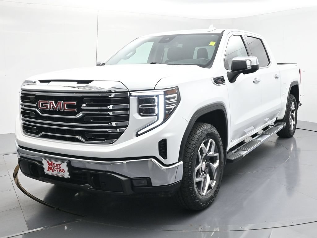 Used 2023 GMC Sierra 1500 SLT with VIN 3GTUUDE84PG134995 for sale in Monticello, Minnesota