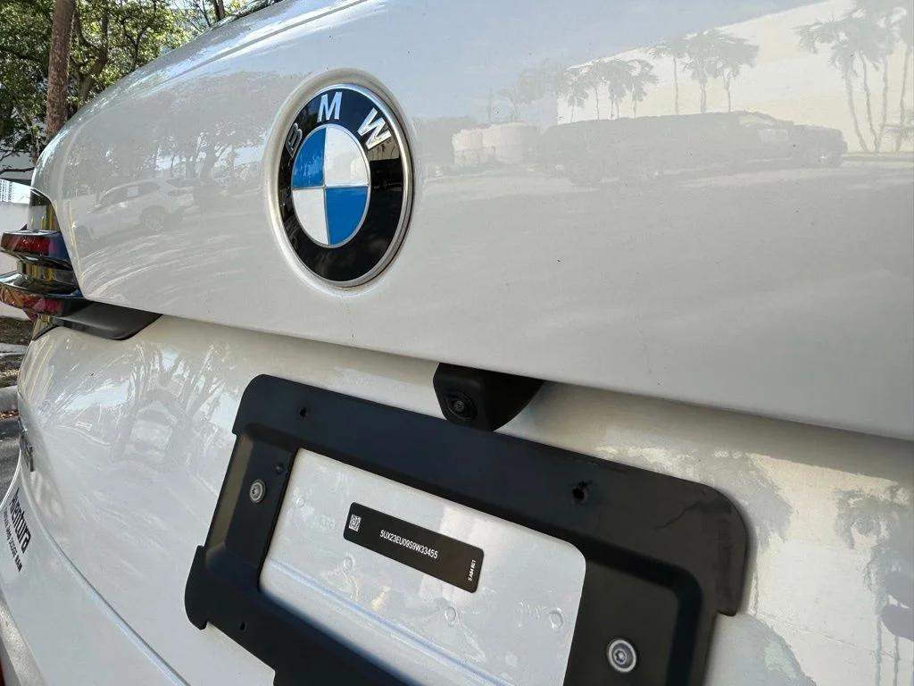 Used 2025 White BMW xDrive40i image 50