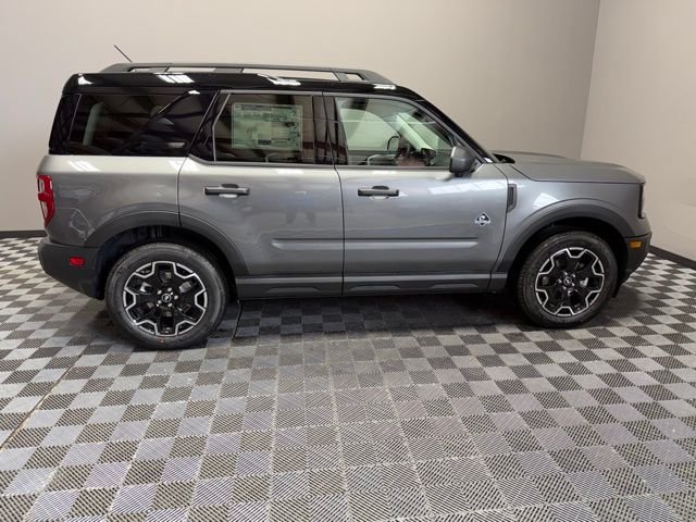 New 2026 Carbonized Gray Metallic Ford Outer Banks® image 7