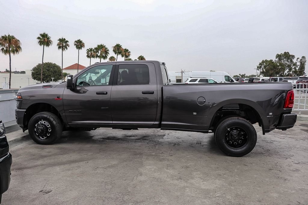 New 2026 Crystal Metallic Ram Big Horn image 14