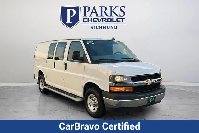 2024 Chevrolet Express 2500 Work Van HD's photo