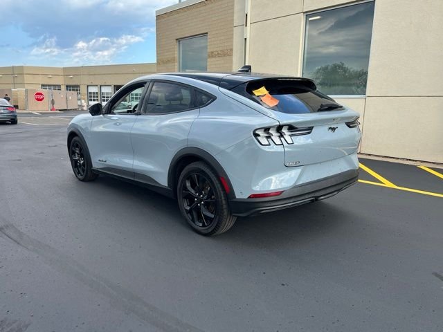 Used 2024 Gray Ford Select image 3