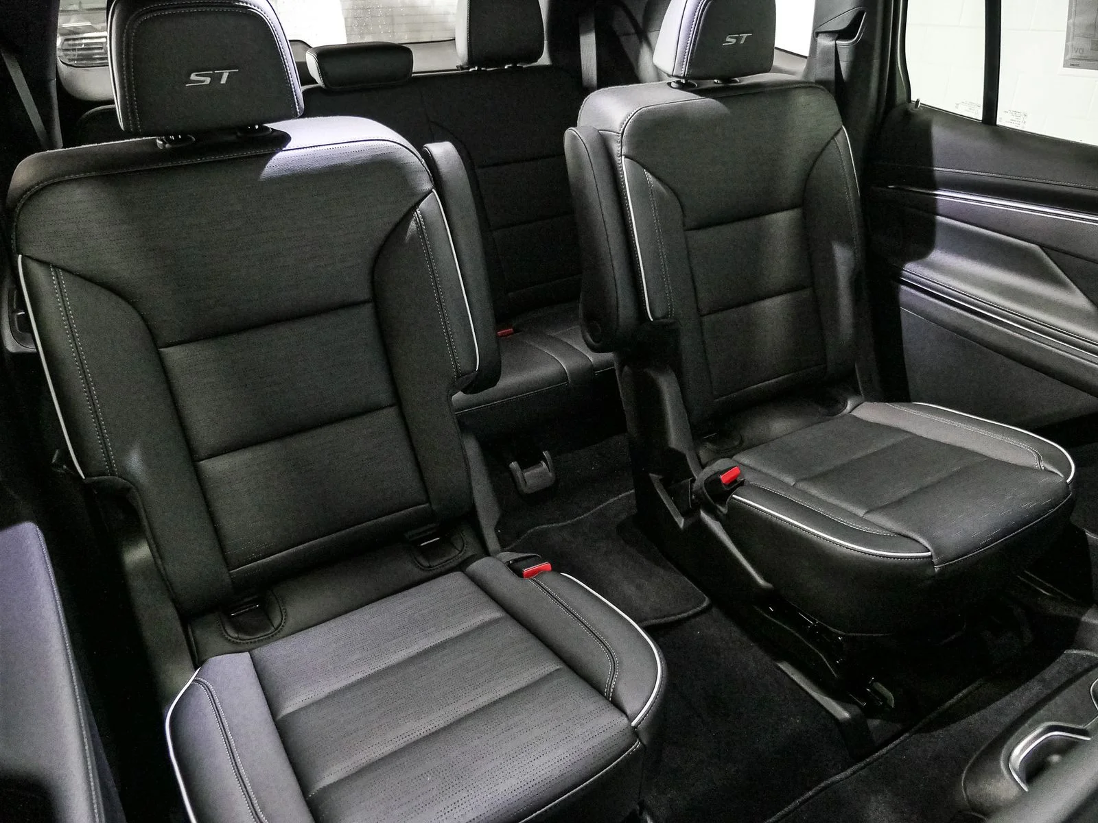 2026 Buick Enclave Sport Touring - Photo 24