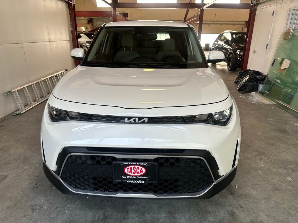 Certified Used 2023 White Kia LX image 6