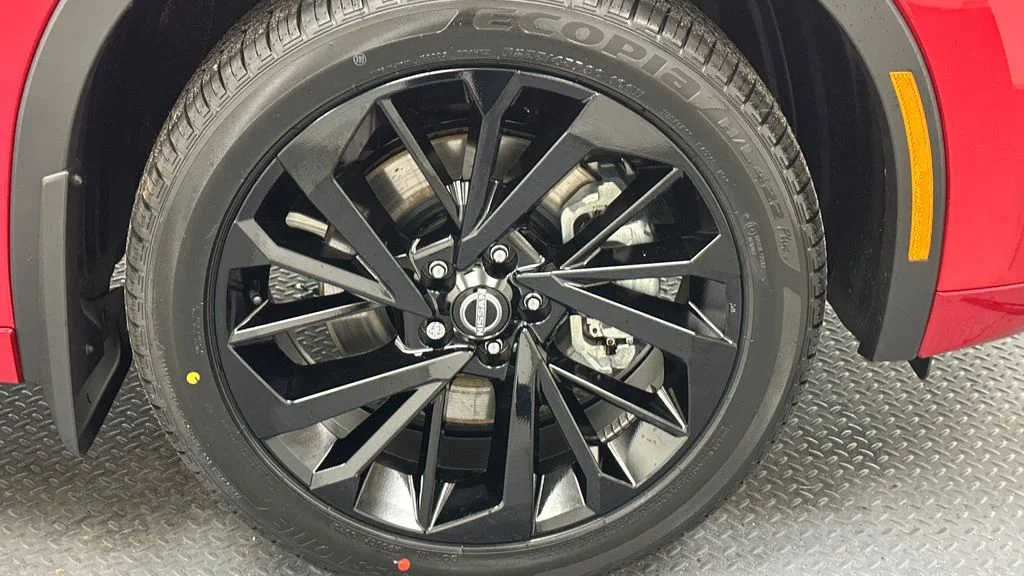 New 2026 Red Nissan Platinum Plug-In Hybrid image 20