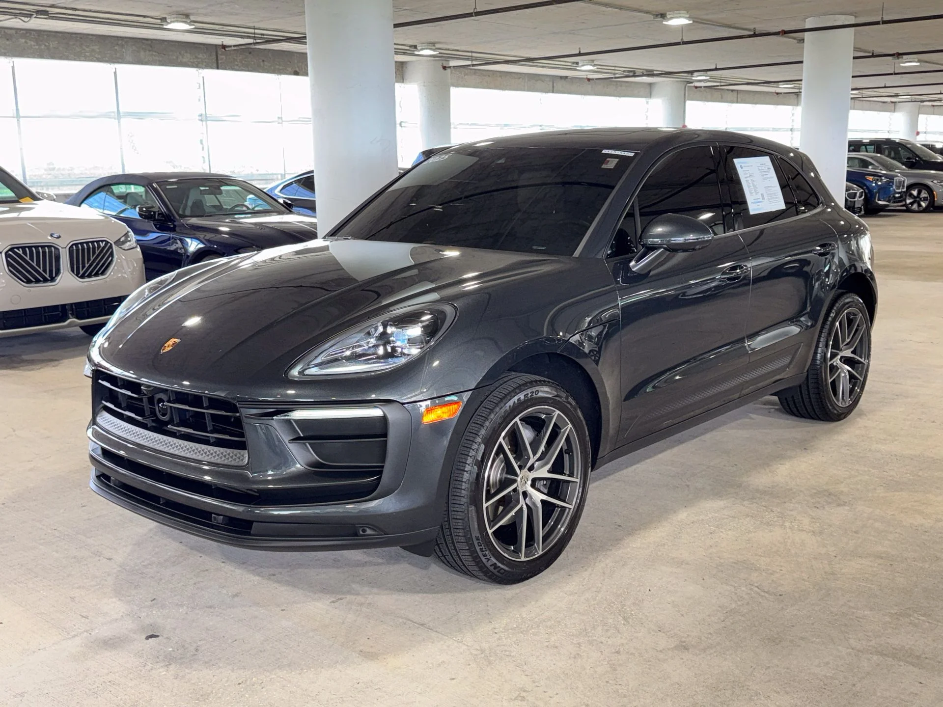 Used 2025  Porsche T image 4