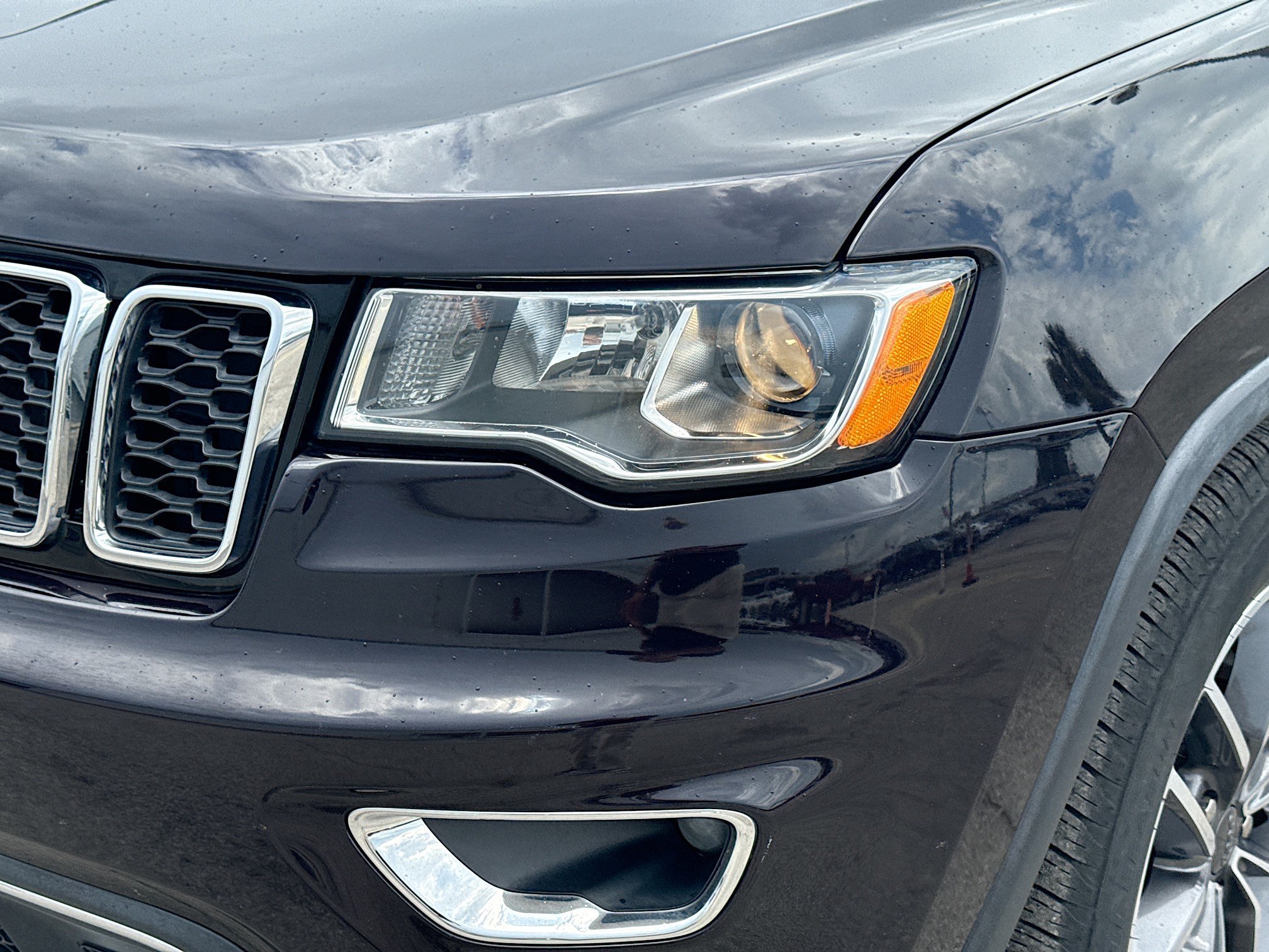 Used 2020 Sangria Metallic Clearcoat Jeep Limited image 9