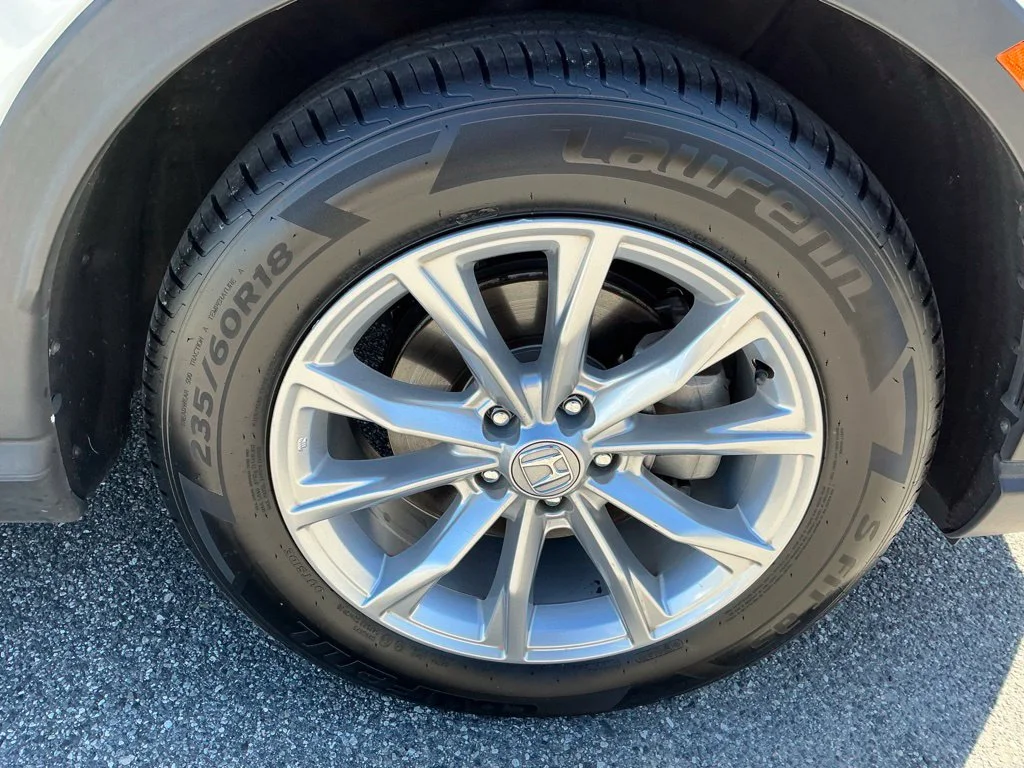 Used 2024  Honda EX-L image 10