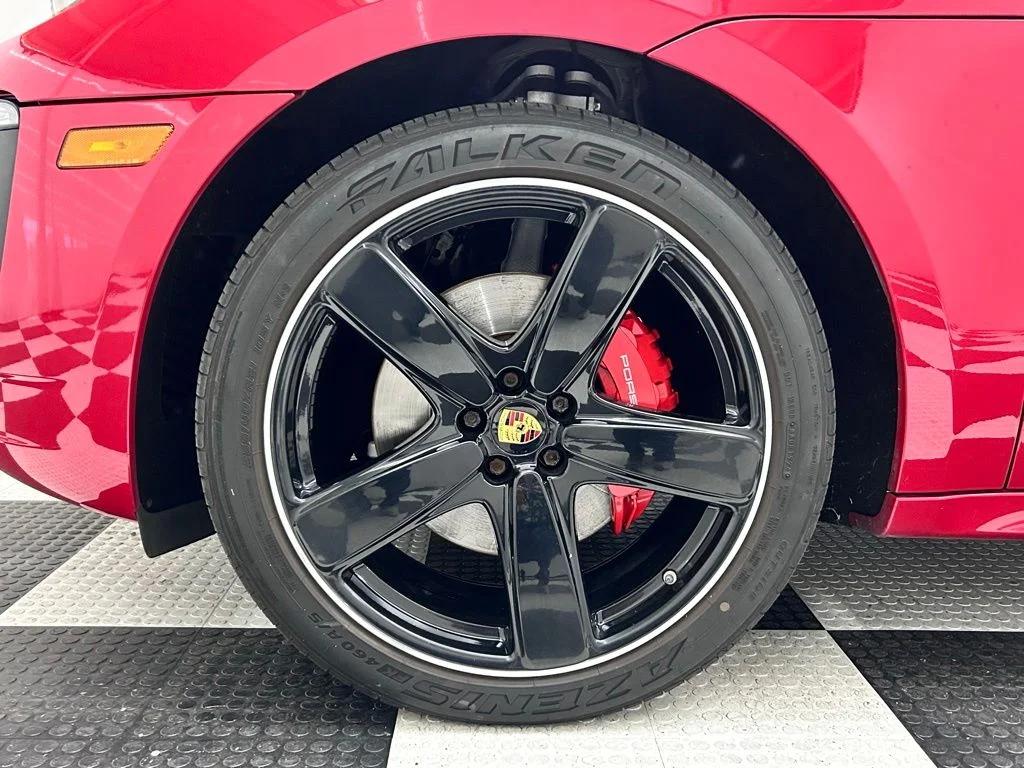 Used 2018 Red Porsche GTS image 8