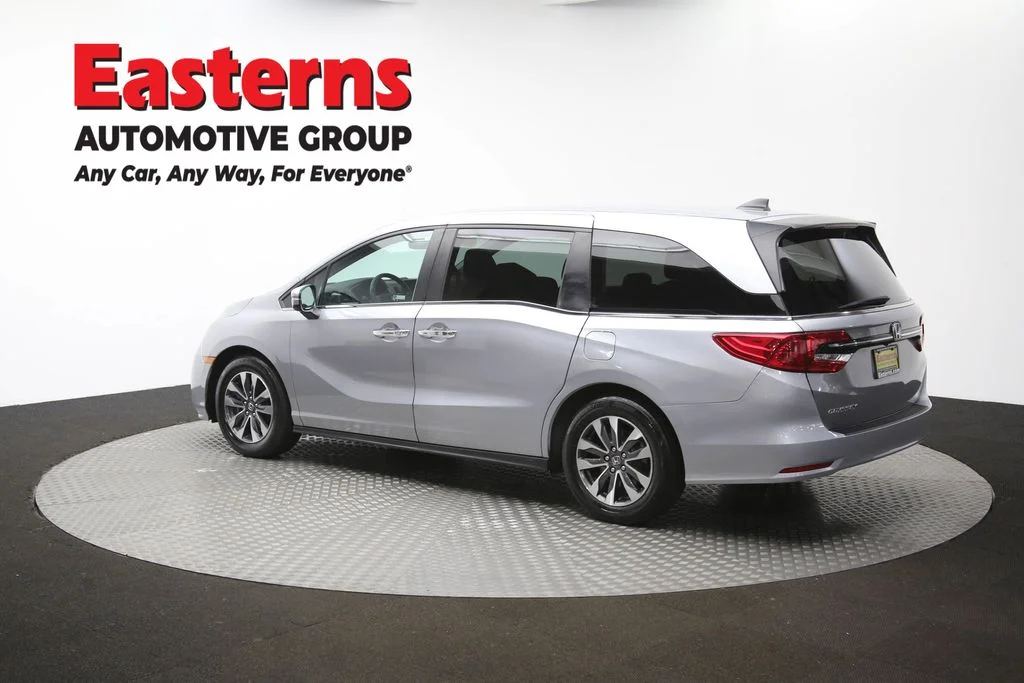 Used 2023 Silver Honda EX-L image 61