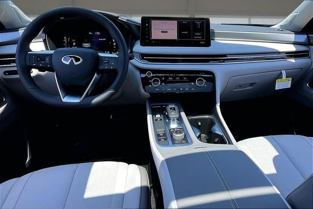 2027 INFINITI QX60 LUXE - Photo 16