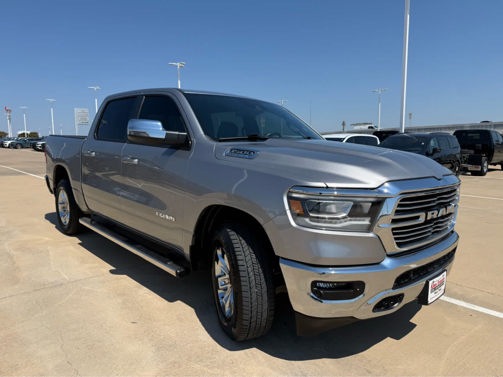 Used 2023 Billet Silver Metallic Clearcoat Ram Laramie image 4