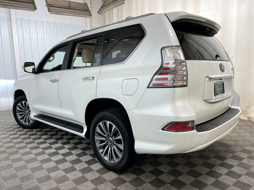 2020 Lexus GX LUXURY - Photo 40