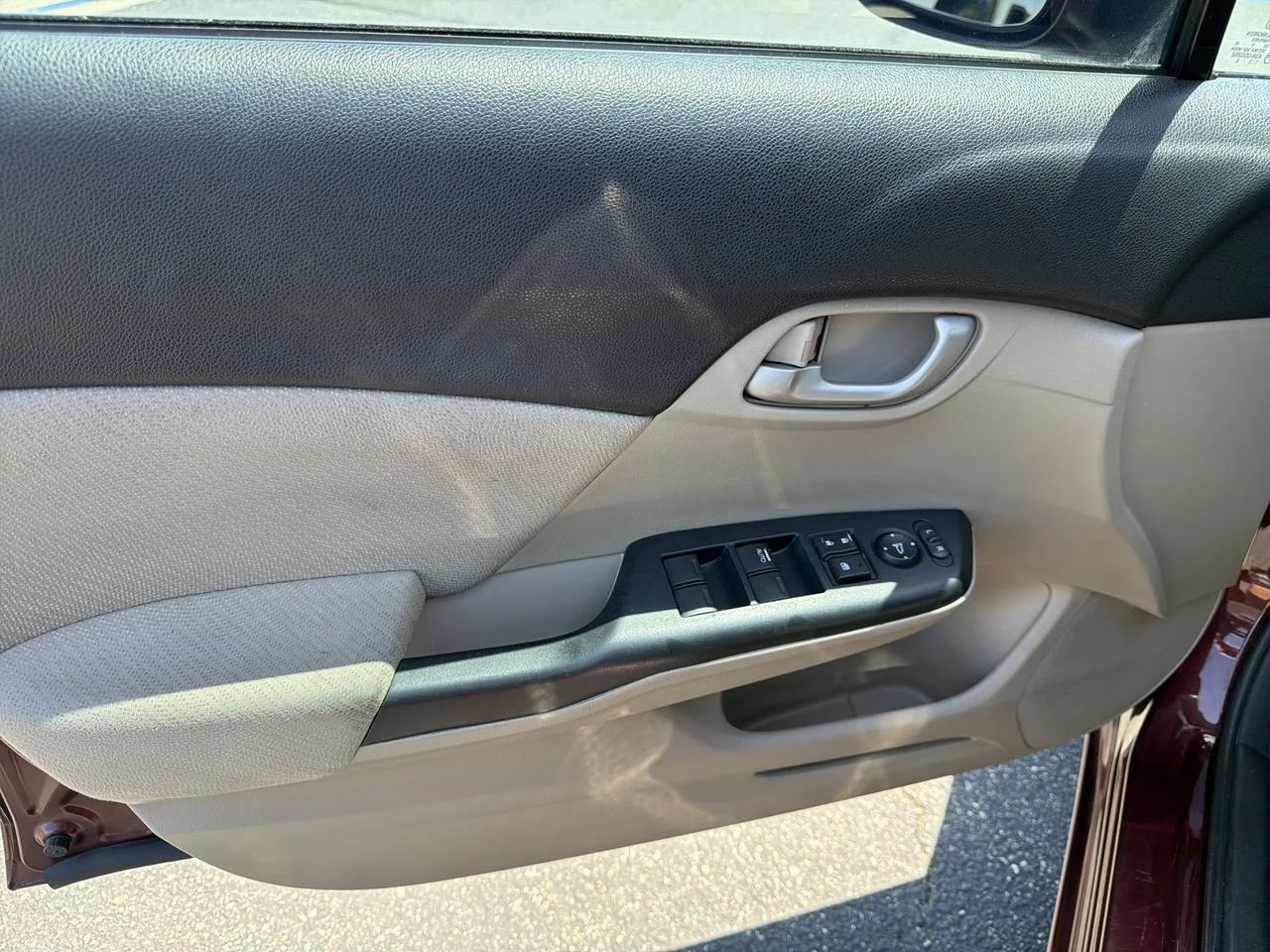 Used 2013 Red Honda LX image 27