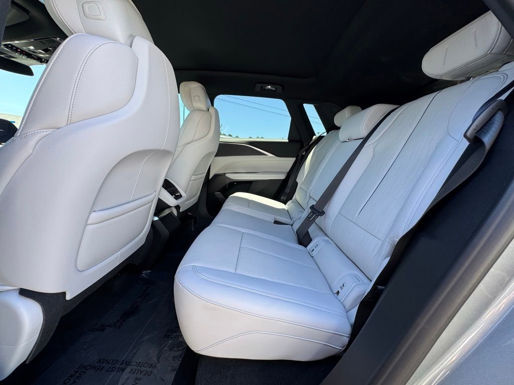 2026 Cadillac LYRIQ Luxury - Photo 32