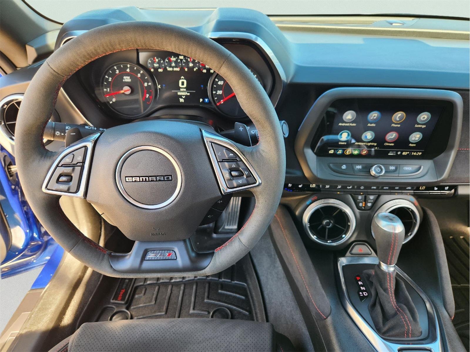 2024 Chevrolet Camaro photo 27 of 33