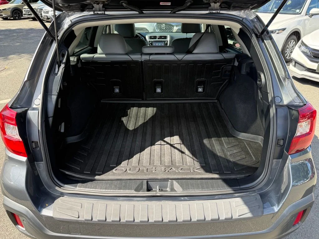 Used 2018 Magnetite Gray Metallic Subaru 2.5i image 26