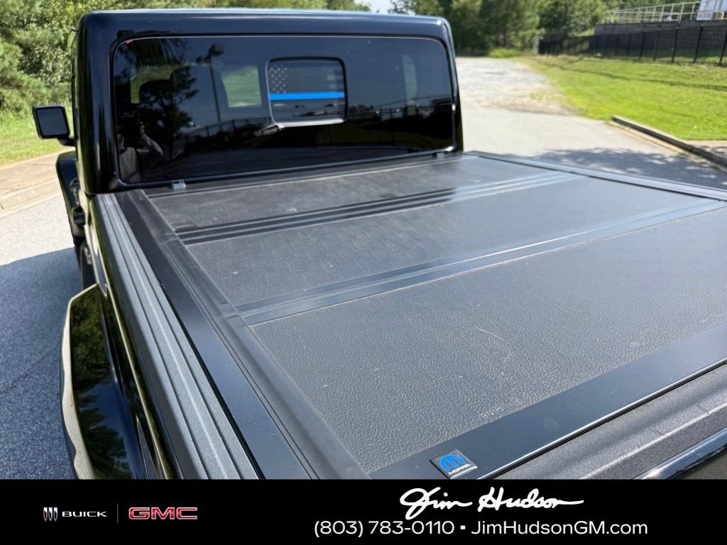 Used 2022 Black Jeep Overland image 18