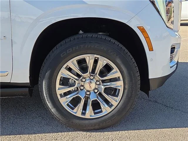 New 2027 Glacier White Tricoat GMC Denali image 7
