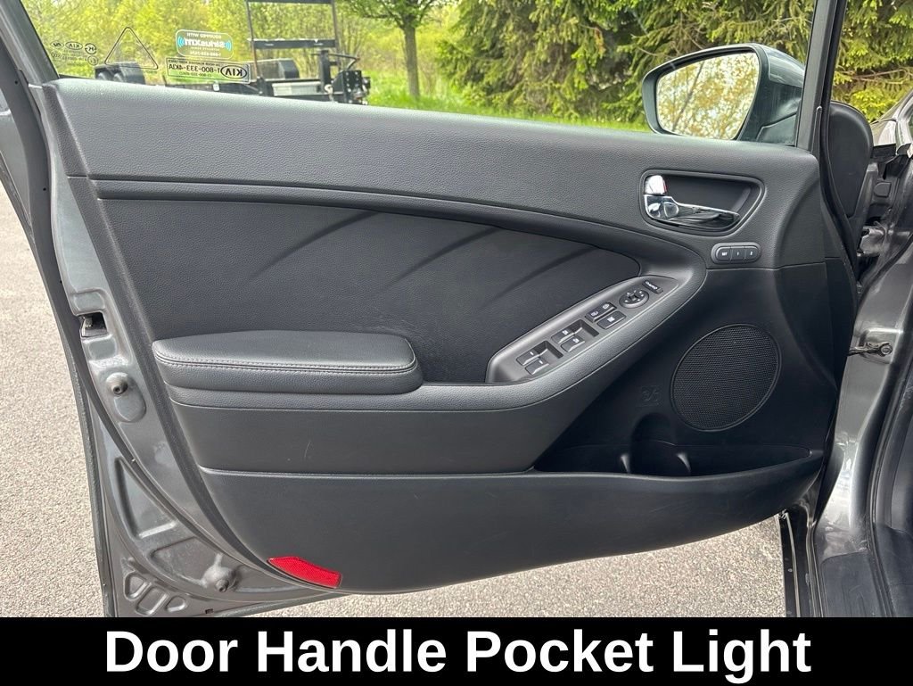 Used 2015 Gray Kia EX image 12