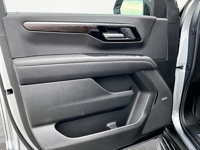 2026 Chevrolet Tahoe Premier - Photo 25