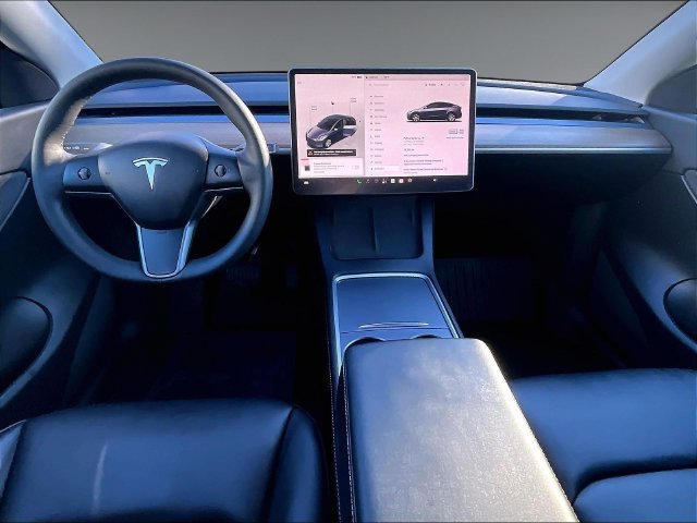 Used 2022 Gray Tesla Long Range image 16