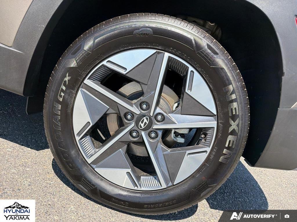 Certified Used 2025 Cashmere Bronze Hyundai SEL image 6