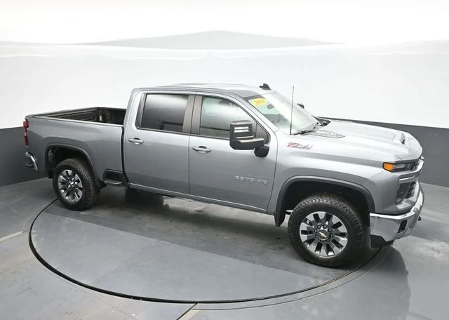 Used 2024 Gray Chevrolet LT image 15