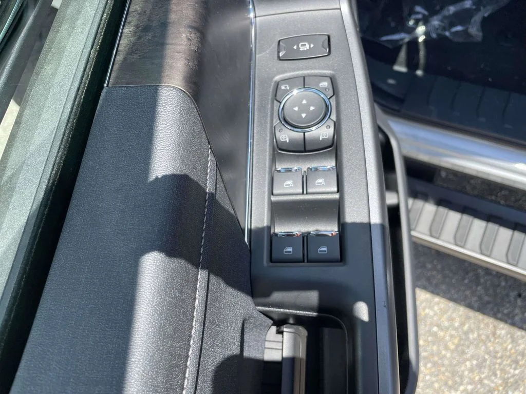 New 2026 White Ford Lariat image 16