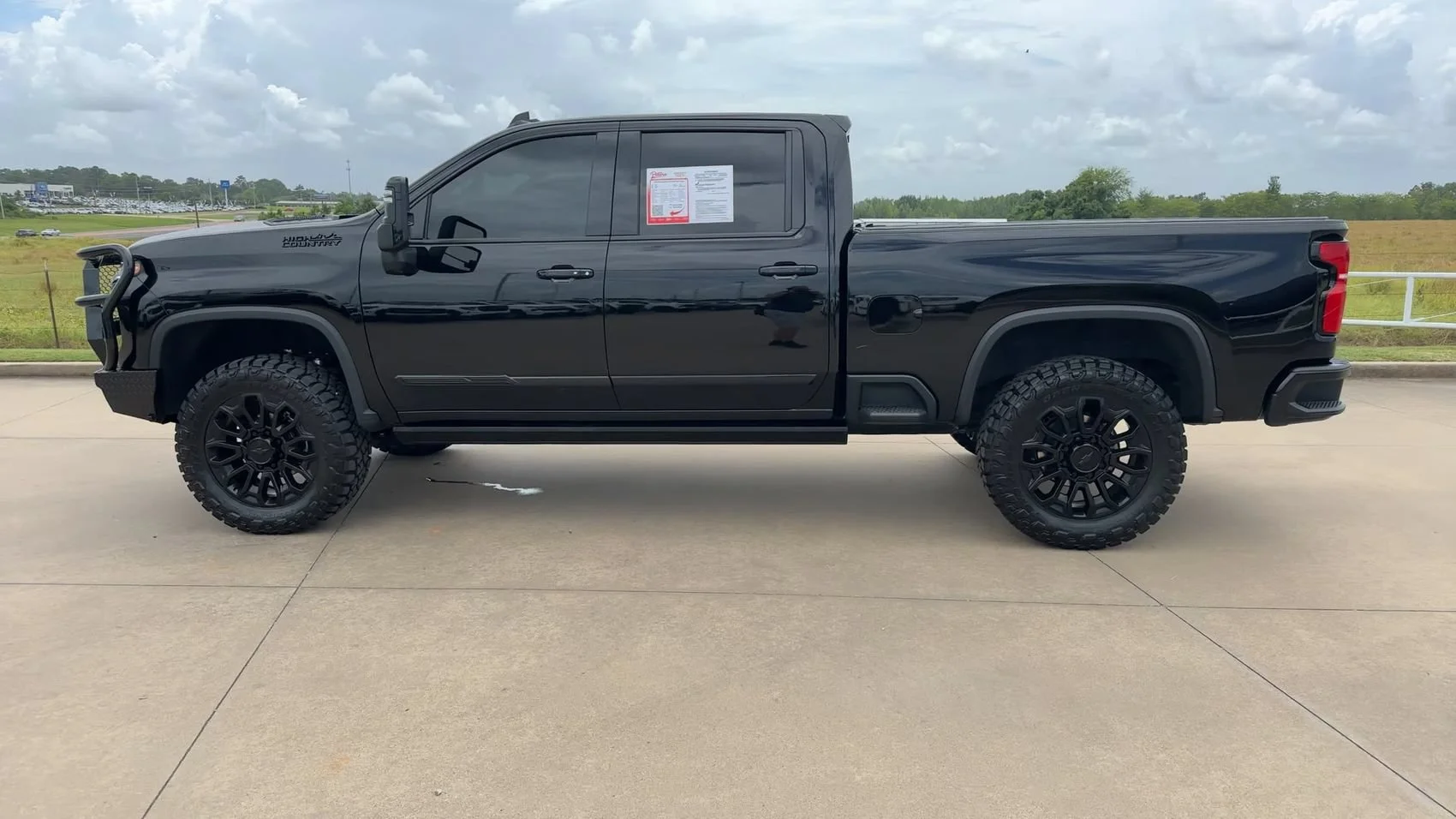 Used 2025 Black Chevrolet High Country image 6