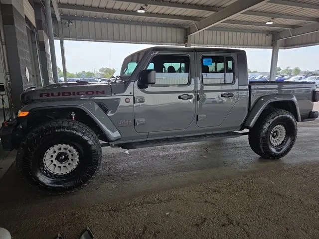 Used 2022 Gray Jeep Rubicon image 2