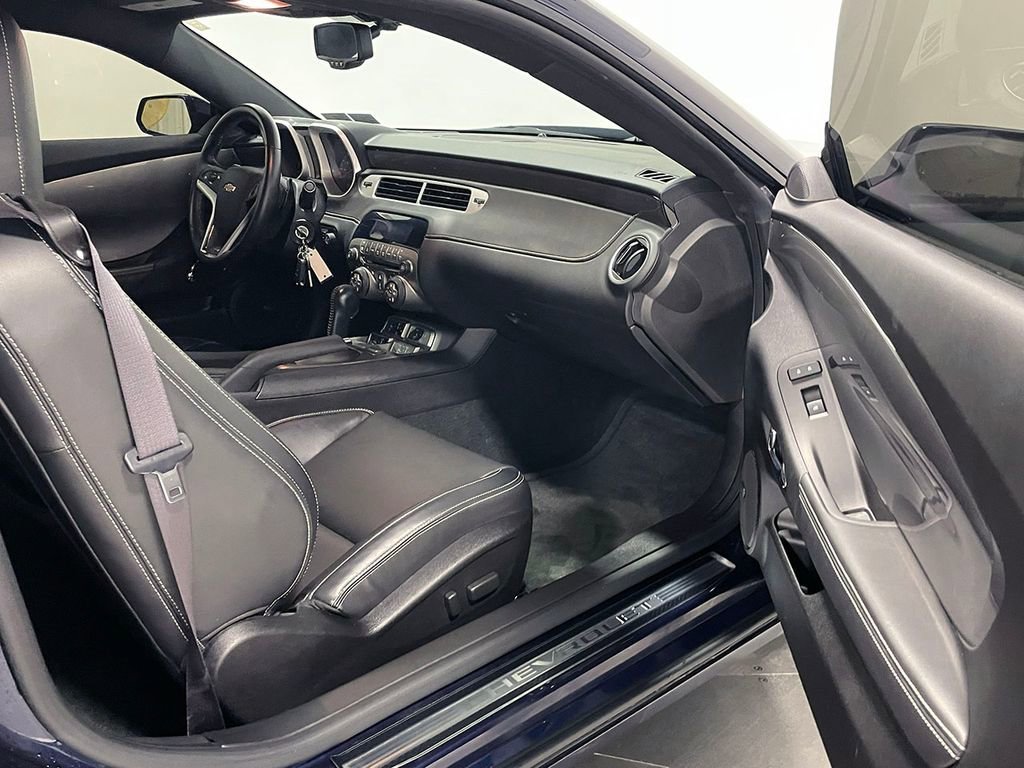 Used 2012 Imperial Blue Metallic Chevrolet 2SS image 41
