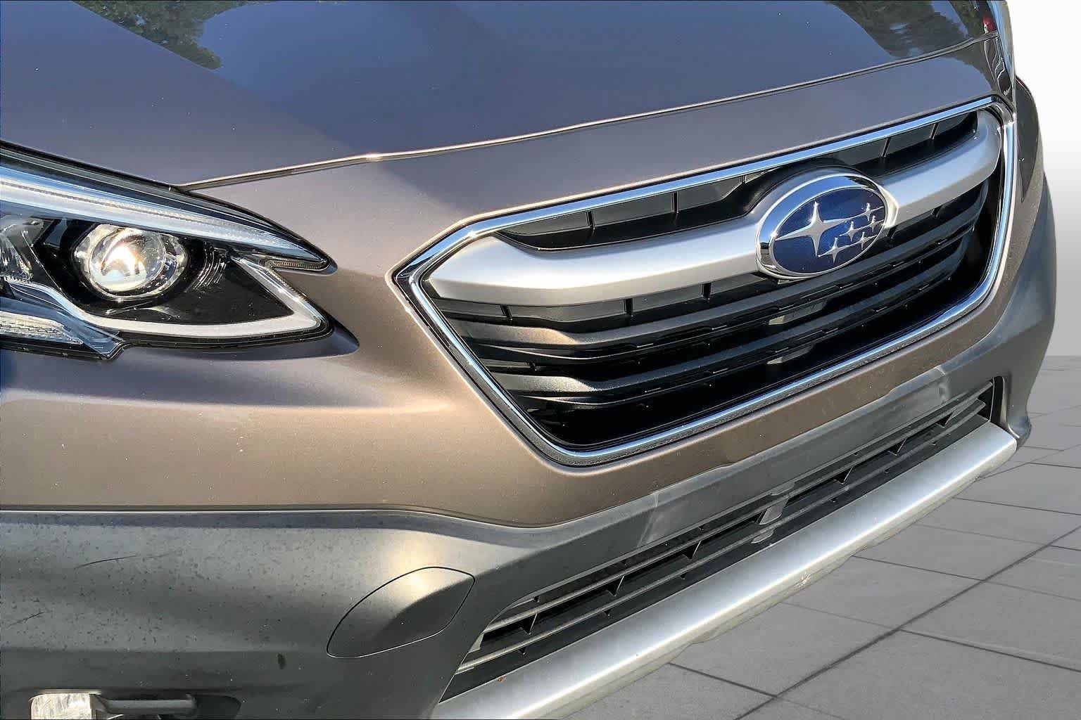 Used 2022 Brilliant Bronze Metallic Subaru Limited image 27