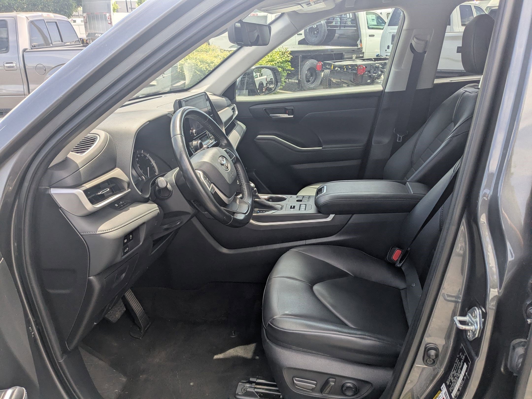 Used 2023 Magnetic Gray Metallic Toyota XLE image 24